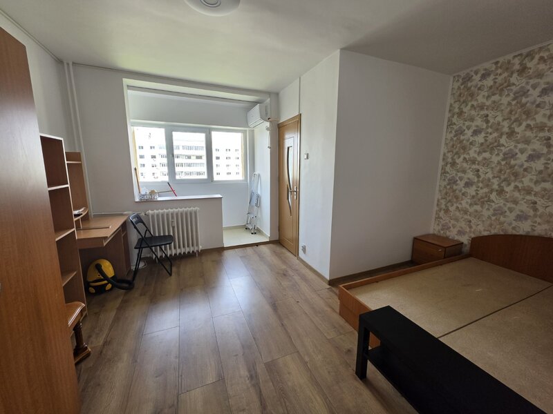 Chisinau intersectie Pantelimon, Delfinului, 10 minute Mega Mall,